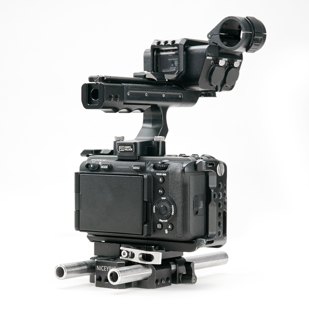 https://videovillage.co.jp/wp/wp-content/uploads/2024/06/FX3_rear.jpg
