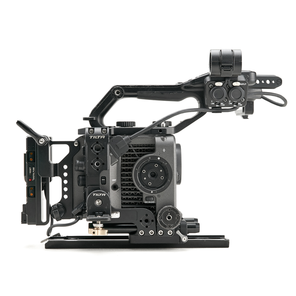 https://videovillage.co.jp/wp/wp-content/uploads/2024/06/FX6_right.jpg